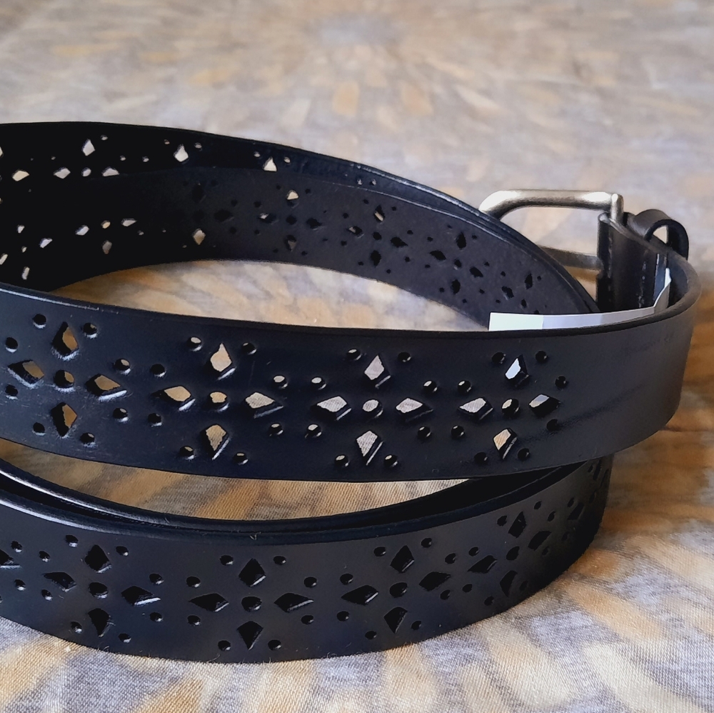 Genuine leather NWT black belt size XL. - Picture 5 of 12